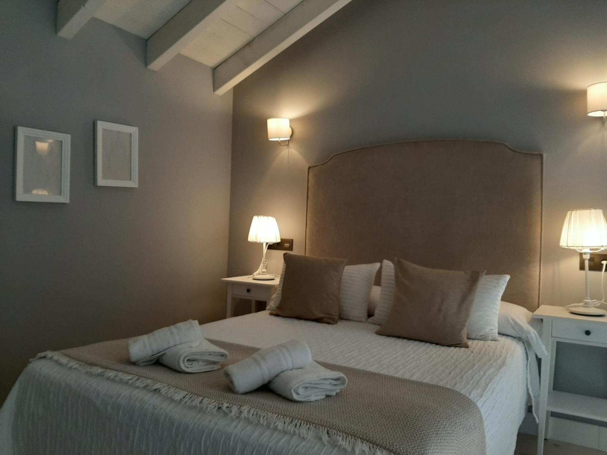 Apartamentos El Llanin Onís Oda fotoğraf