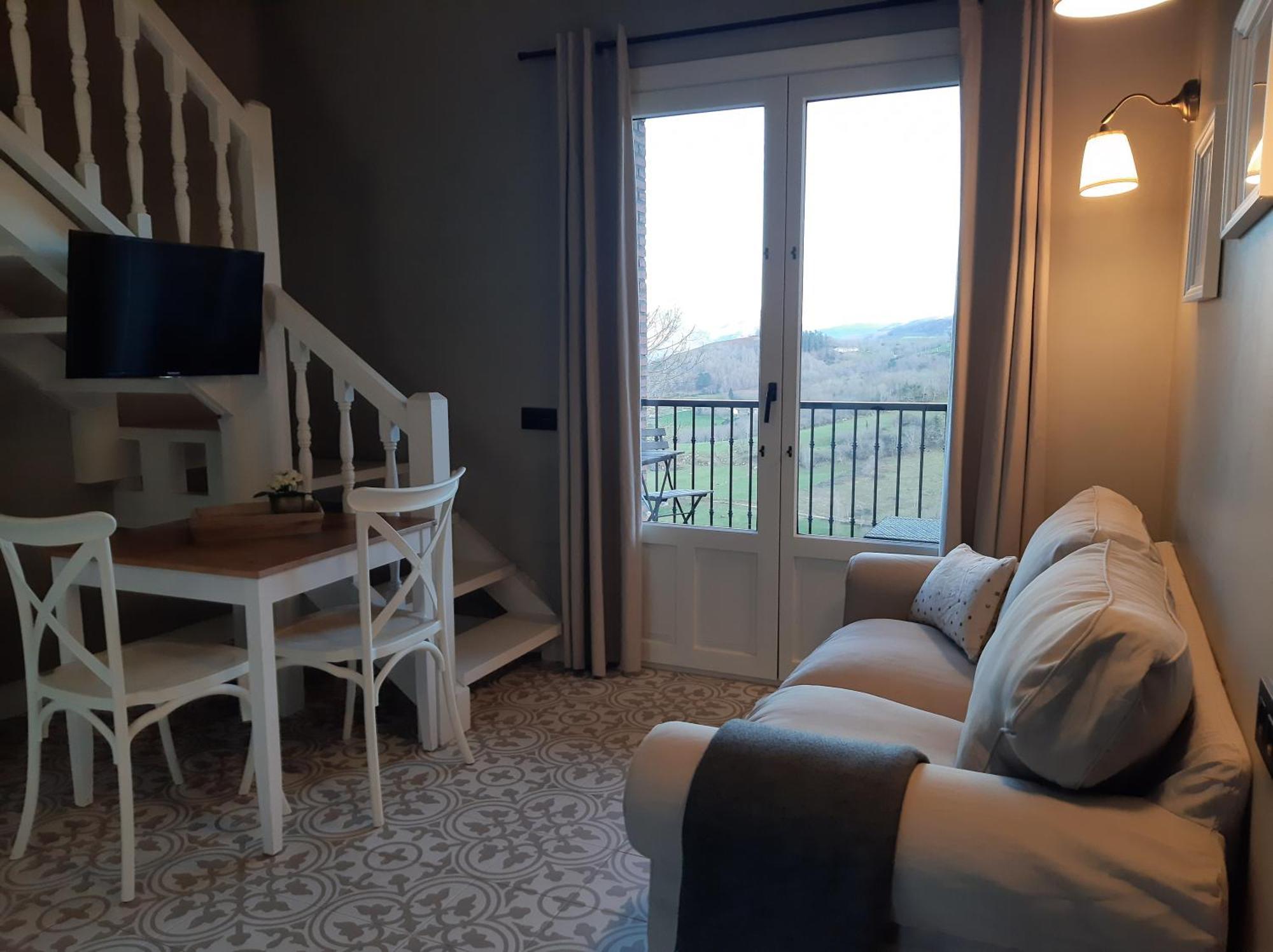 Apartamentos El Llanin Onís Oda fotoğraf