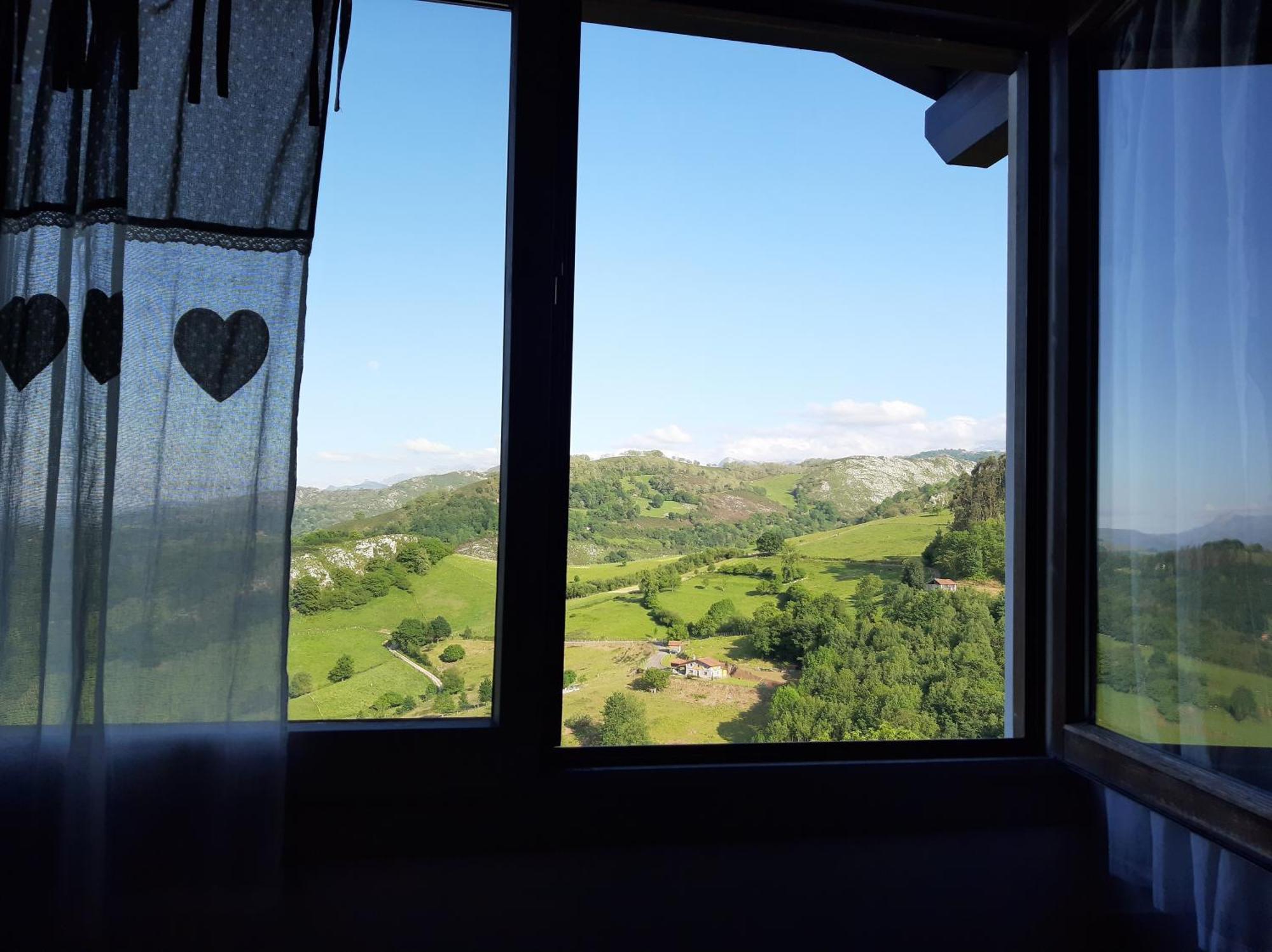 Apartamentos El Llanin Onís Oda fotoğraf