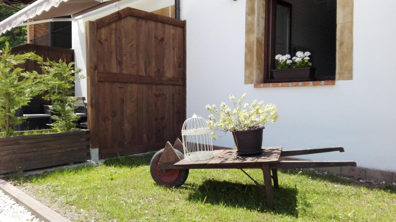 Apartamentos El Llanin Onís Dış mekan fotoğraf
